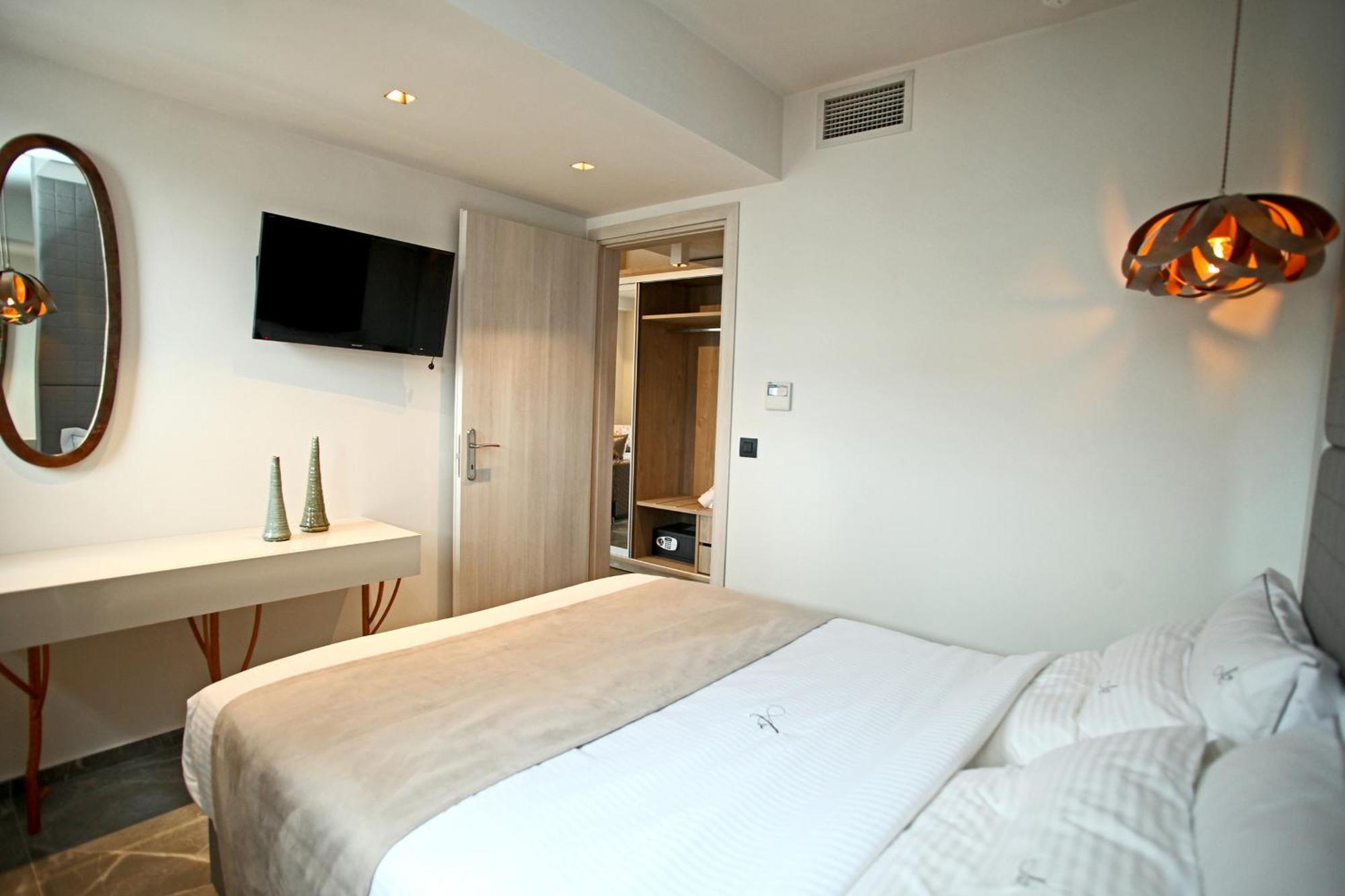 Athinais Luxury Apartments Chaniotis Exterior foto