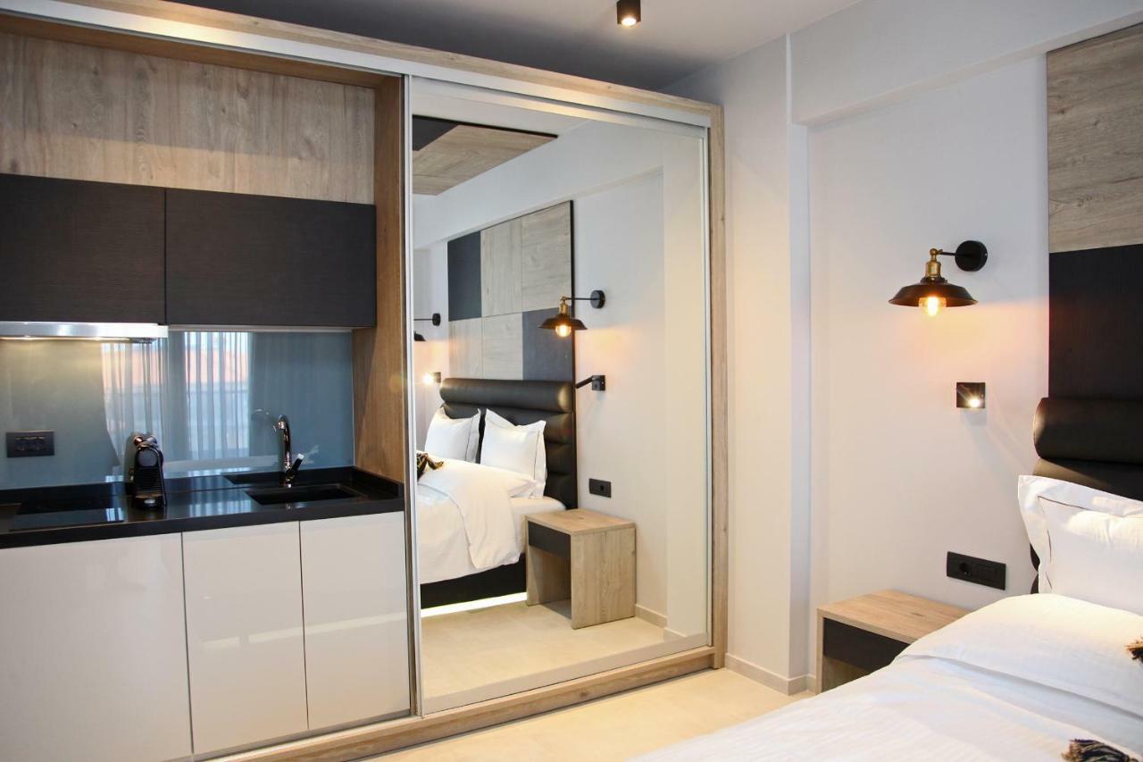 Athinais Luxury Apartments Chaniotis Exterior foto